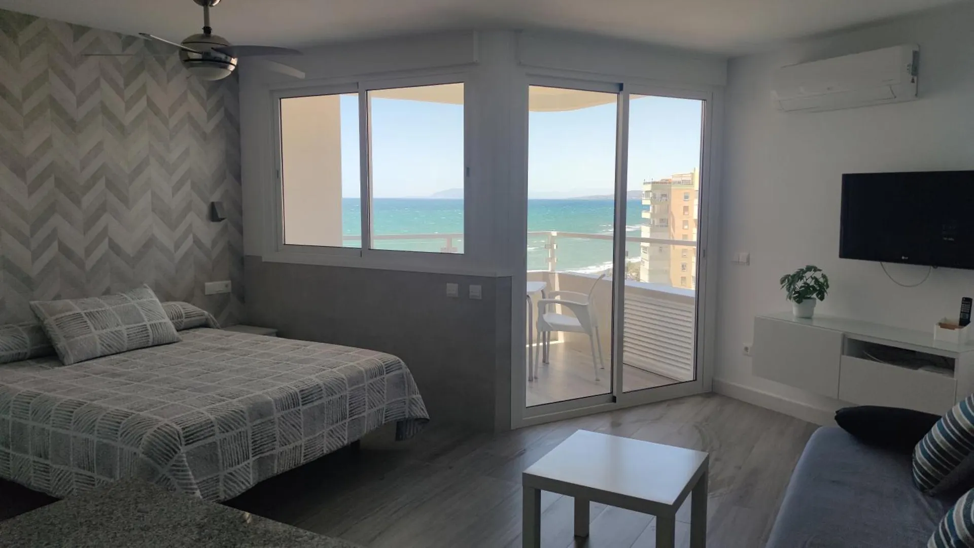 Mirador Playa Torrox-1ª Linea Playa Con Piscina - Recien Reformado Apartment Torrox